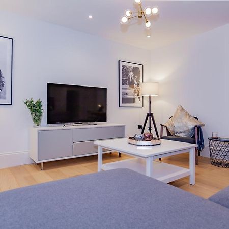 Oxfordshire Living - The Churchill Apartment - Вудсток Экстерьер фото