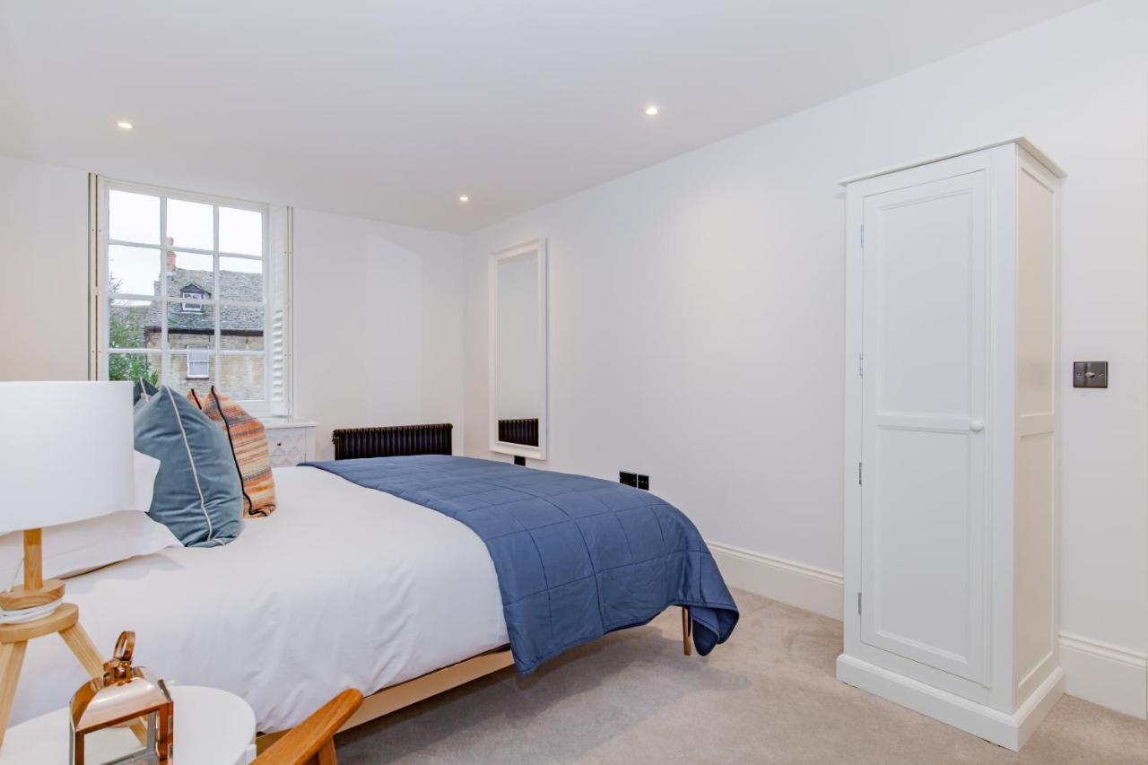 Oxfordshire Living - The Churchill Apartment - Вудсток Экстерьер фото